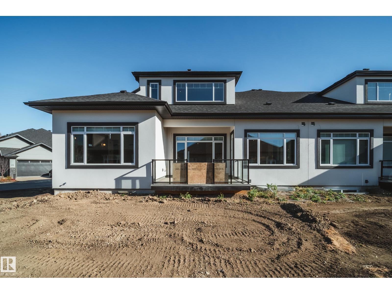 #42 20425 93 AV NW - 67