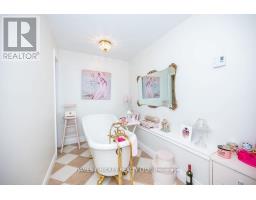 294 Lau-ren Road, Laurentian Hills, ON K0J1P0 Photo 17