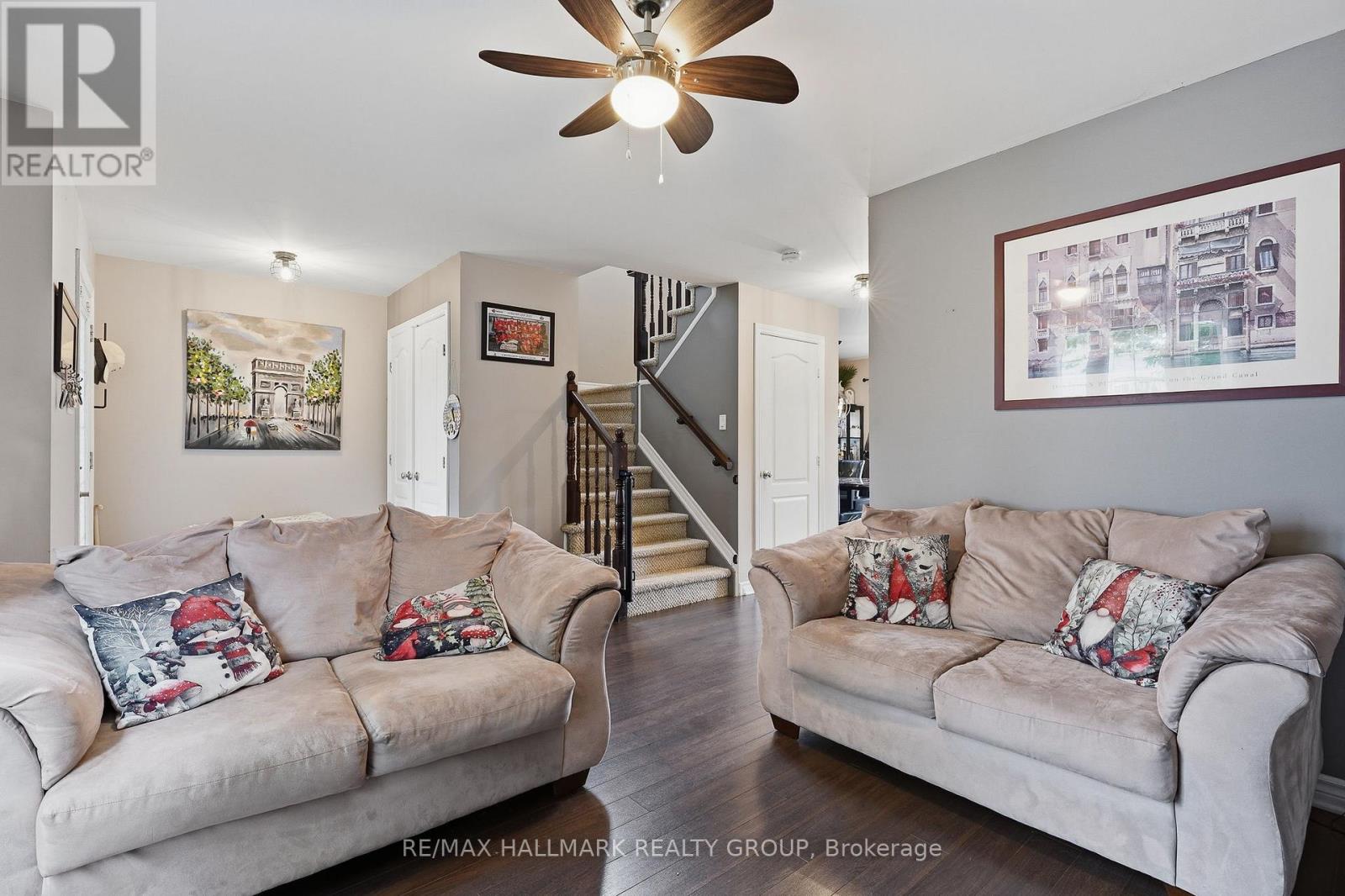 462 DENIS STREET - 8