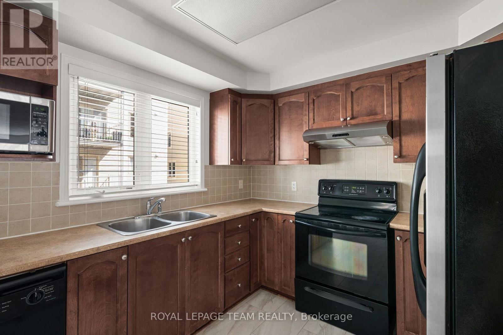 200 KELTIE PRIVATE, Ottawa. Luxury613. By Peter Sagos - Image 15