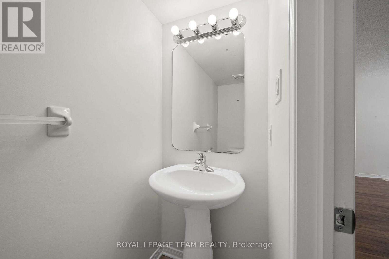 200 KELTIE PRIVATE, Ottawa. Luxury613. By Peter Sagos - Image 22
