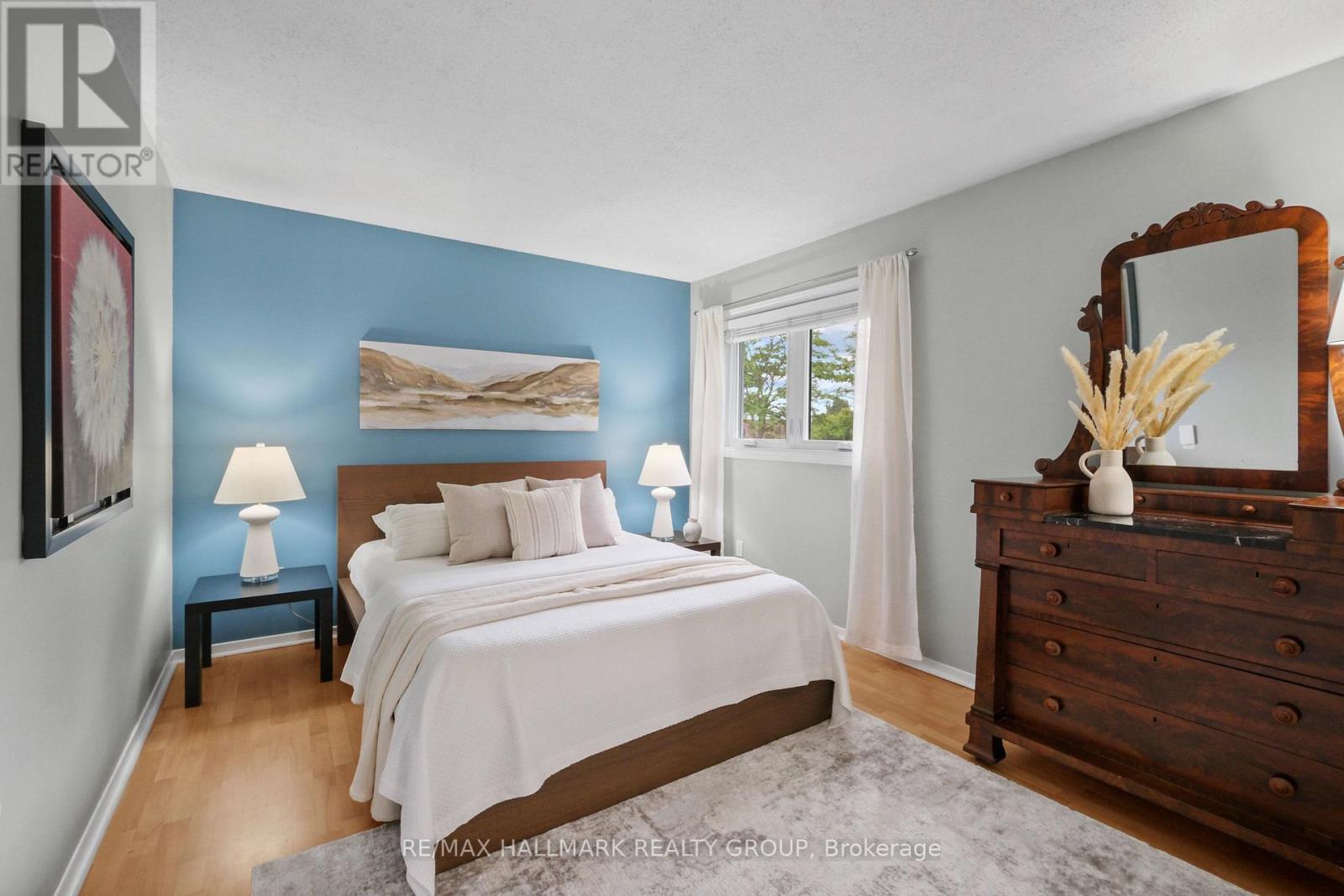 6398 GLEN KNOLLS DRIVE - 23