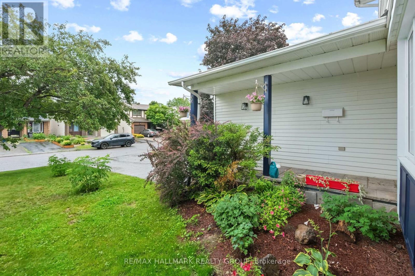 6398 GLEN KNOLLS DRIVE - 3