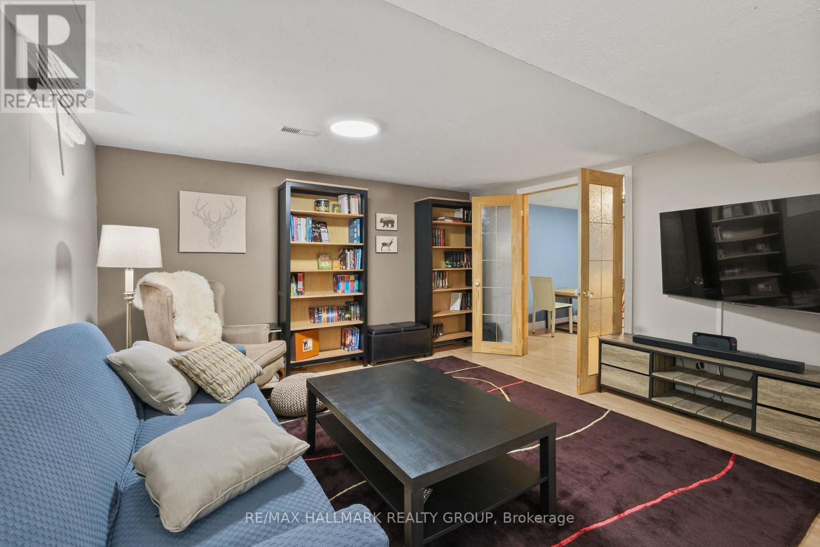 6398 GLEN KNOLLS DRIVE - 31