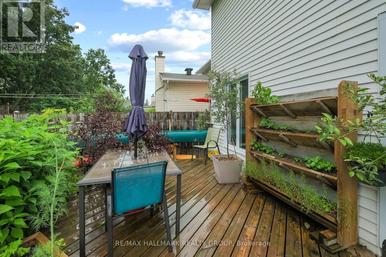 6398 GLEN KNOLLS DRIVE - 36
