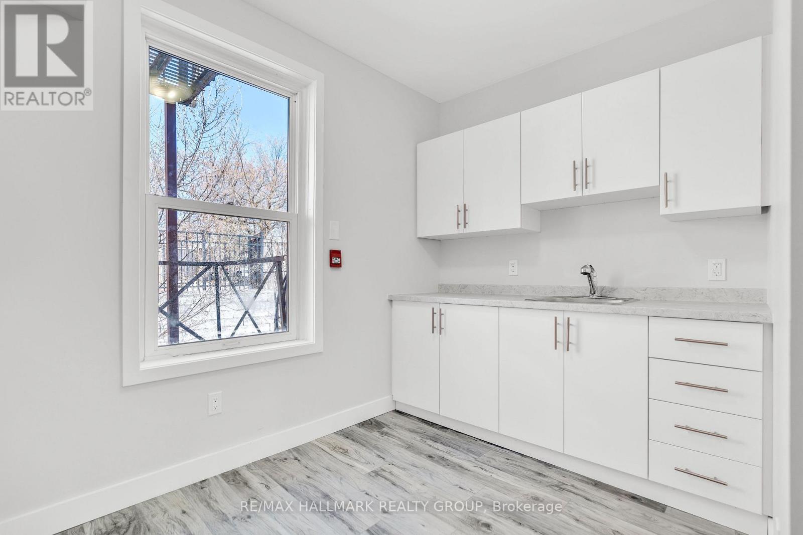 3 – 261 SOMERSET STREET E, Ottawa. Luxury613. By Peter Sagos - Image 10