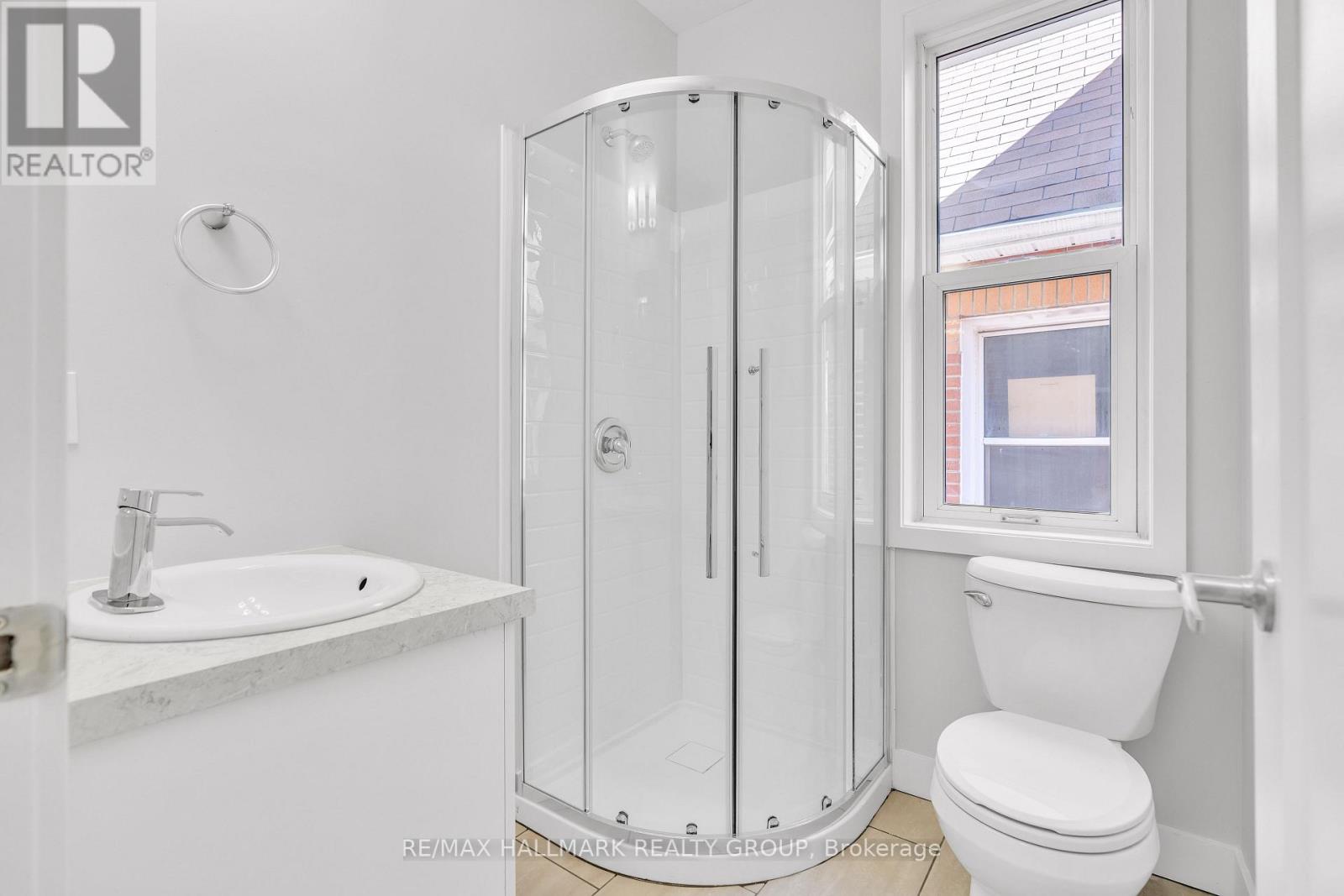 3 – 261 SOMERSET STREET E, Ottawa. Luxury613. By Peter Sagos - Image 8