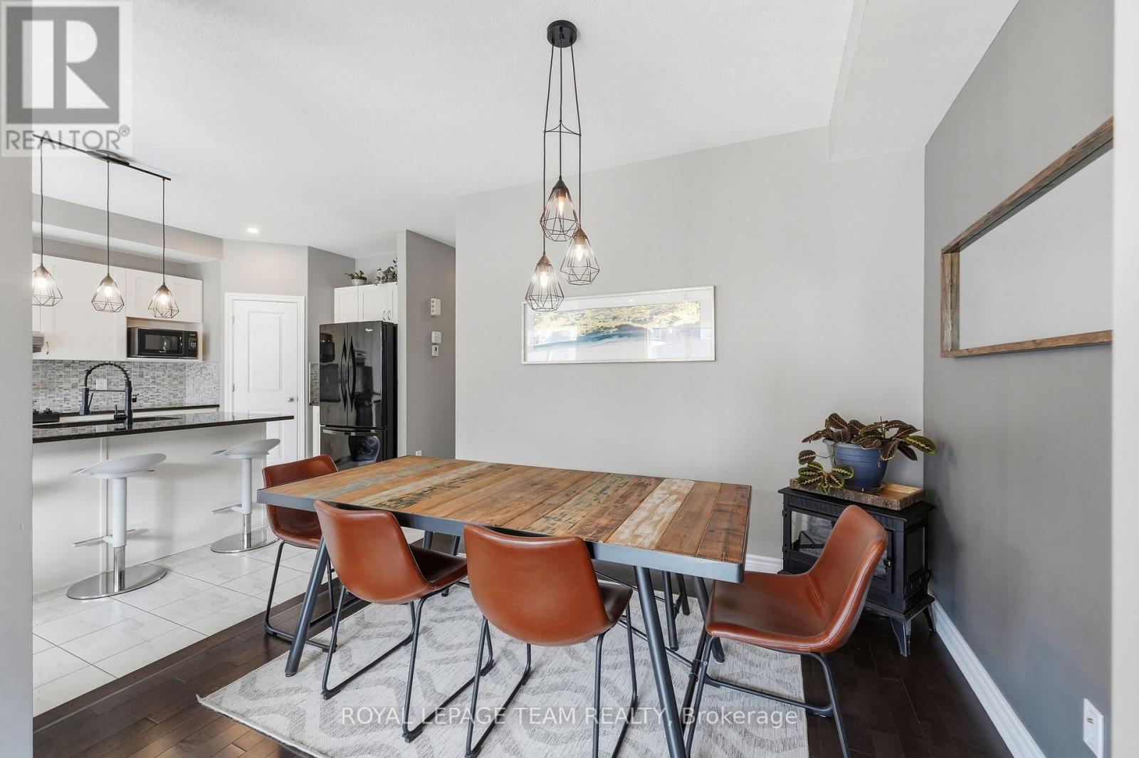 262 HEPATICA WAY, Ottawa. Luxury613. By Peter Sagos - Image 21