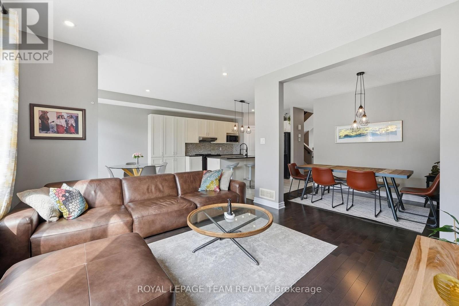 262 HEPATICA WAY, Ottawa. Luxury613. By Peter Sagos - Image 28
