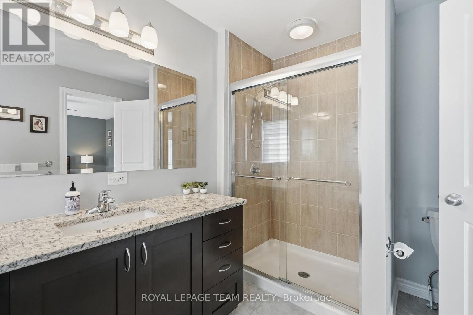 262 HEPATICA WAY, Ottawa. Luxury613. By Peter Sagos - Image 35