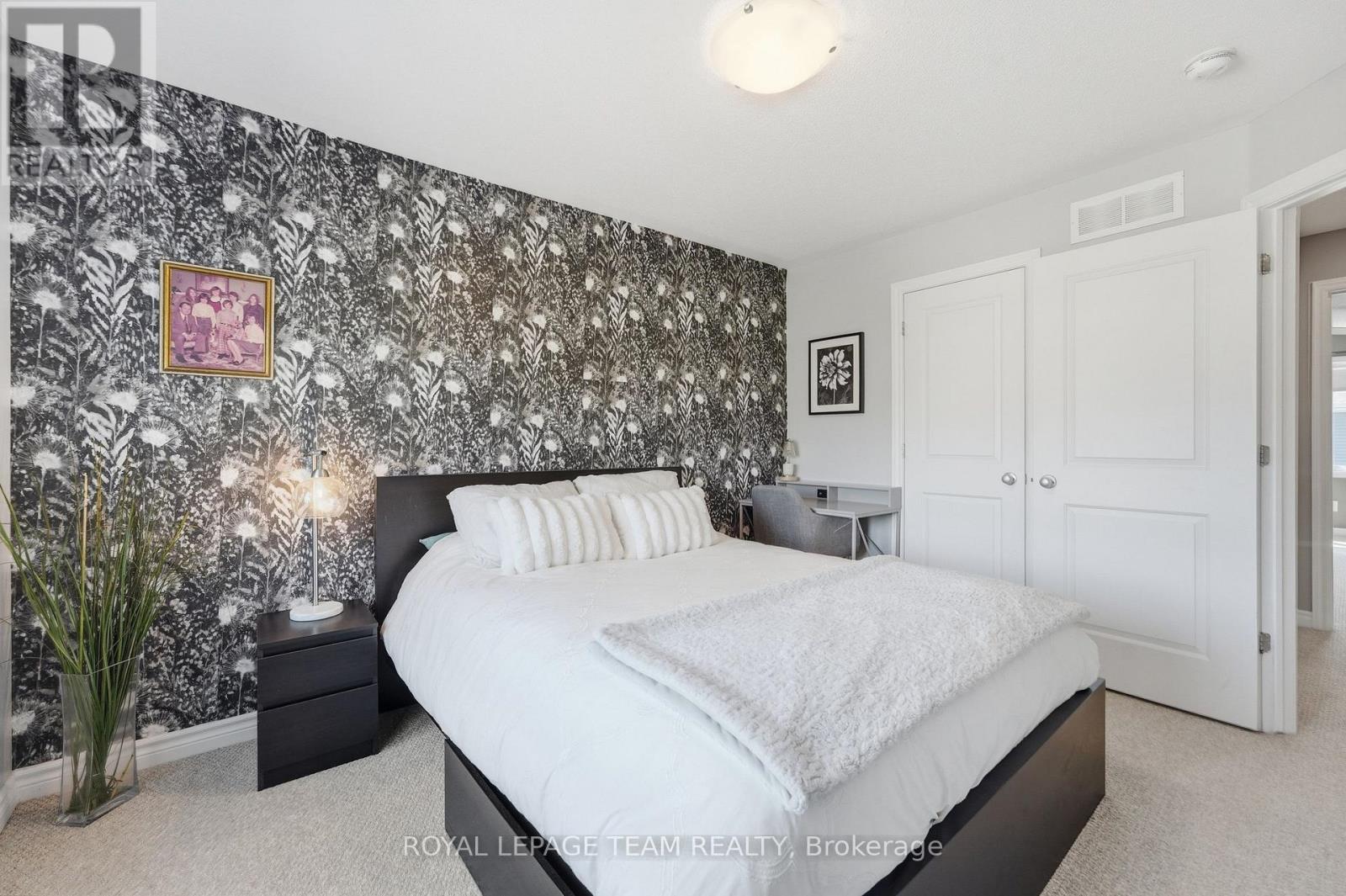 262 HEPATICA WAY, Ottawa. Luxury613. By Peter Sagos - Image 37