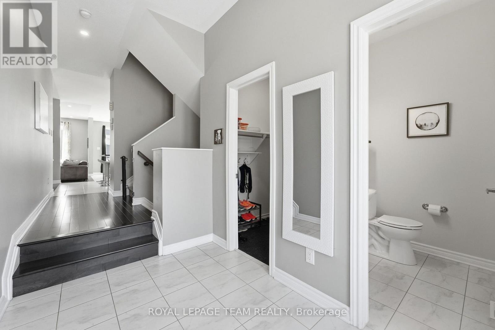 262 HEPATICA WAY, Ottawa. Luxury613. By Peter Sagos - Image 9