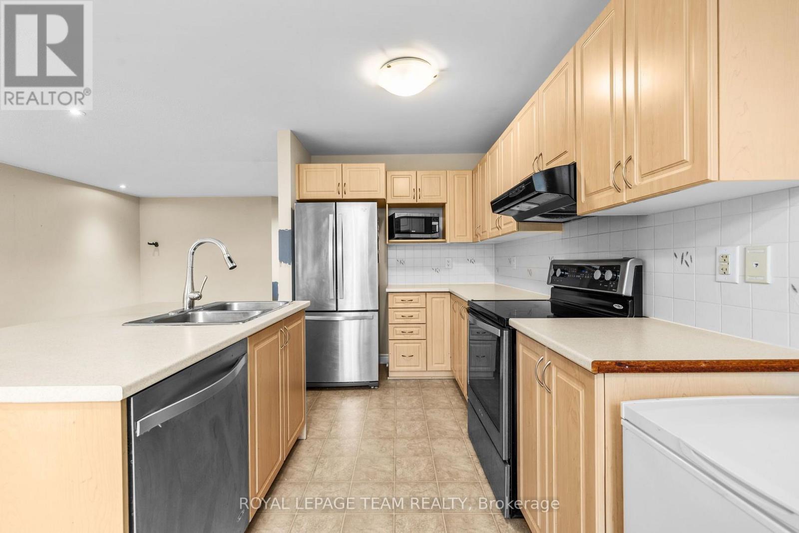 200 GERRY LALONDE DRIVE, Ottawa. Luxury613. By Peter Sagos - Image 8