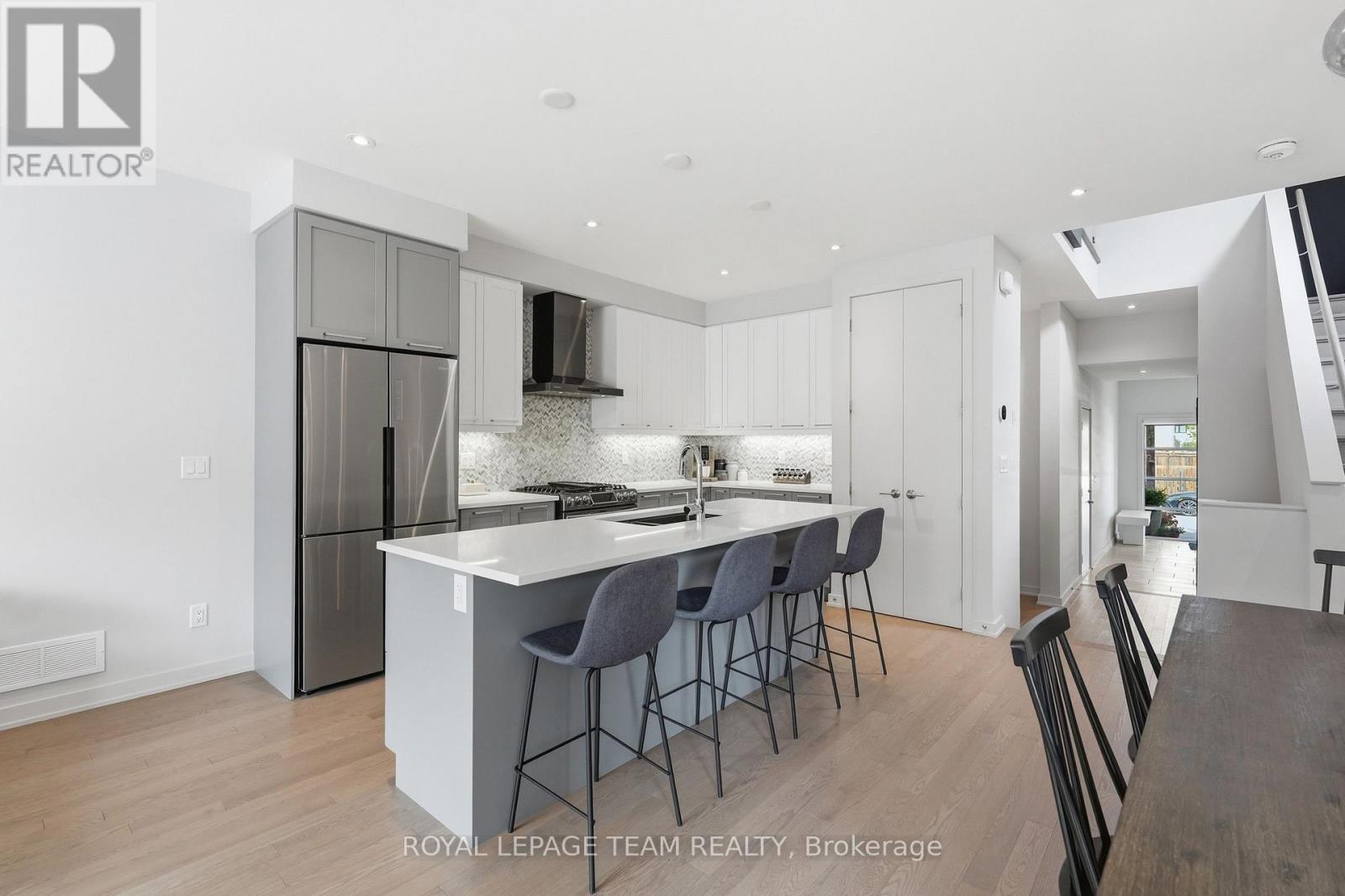 862 QUARTET AVENUE - 13