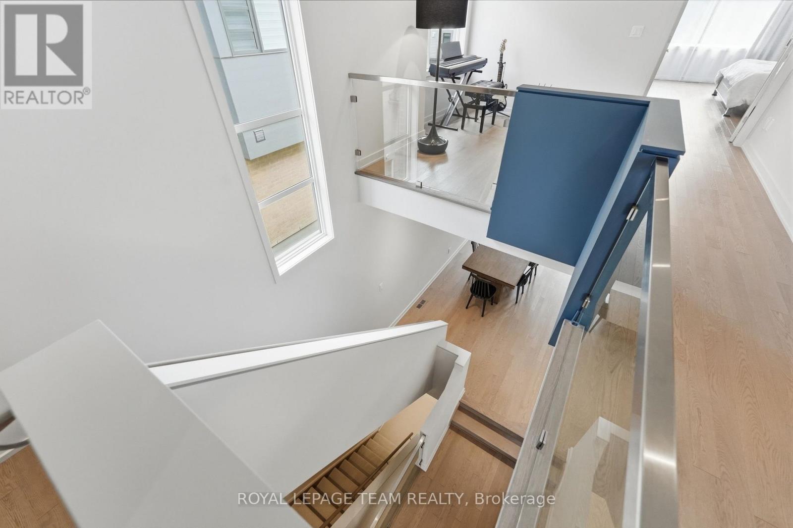 862 QUARTET AVENUE - 23