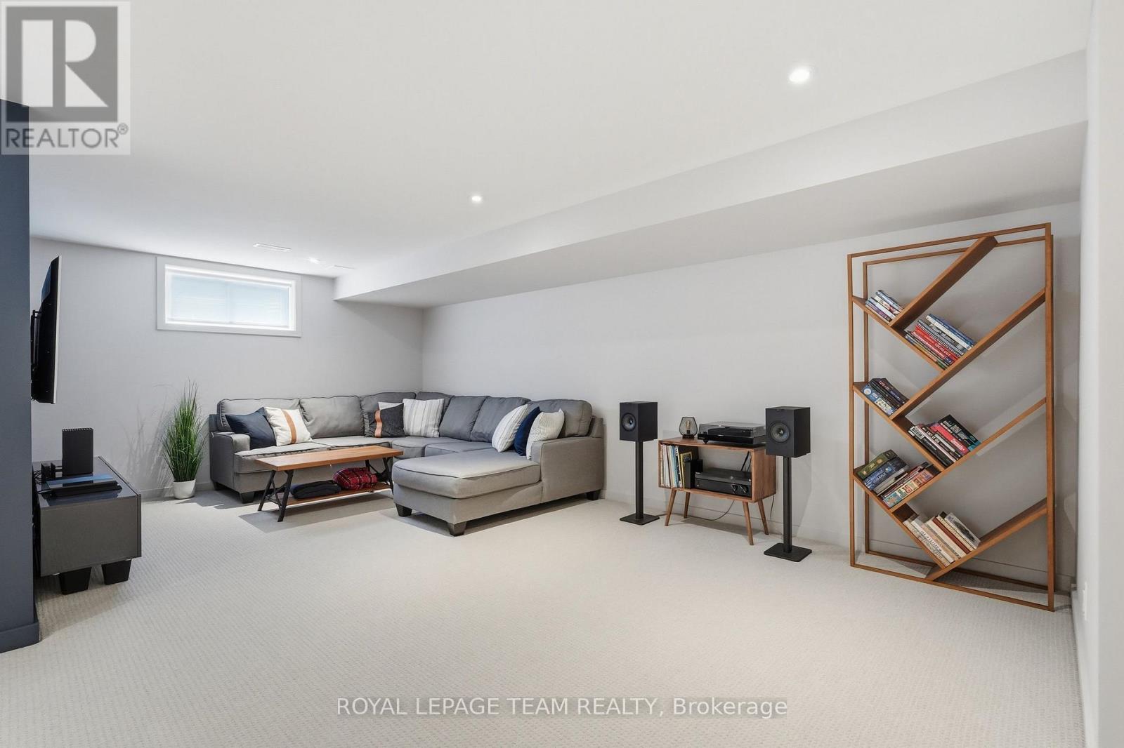 862 QUARTET AVENUE - 38