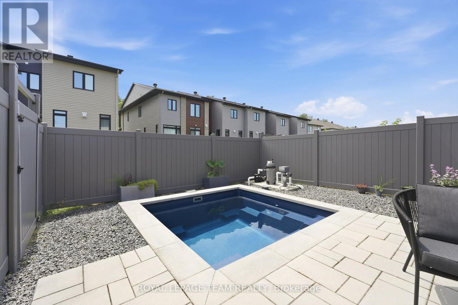 862 QUARTET AVENUE - 43