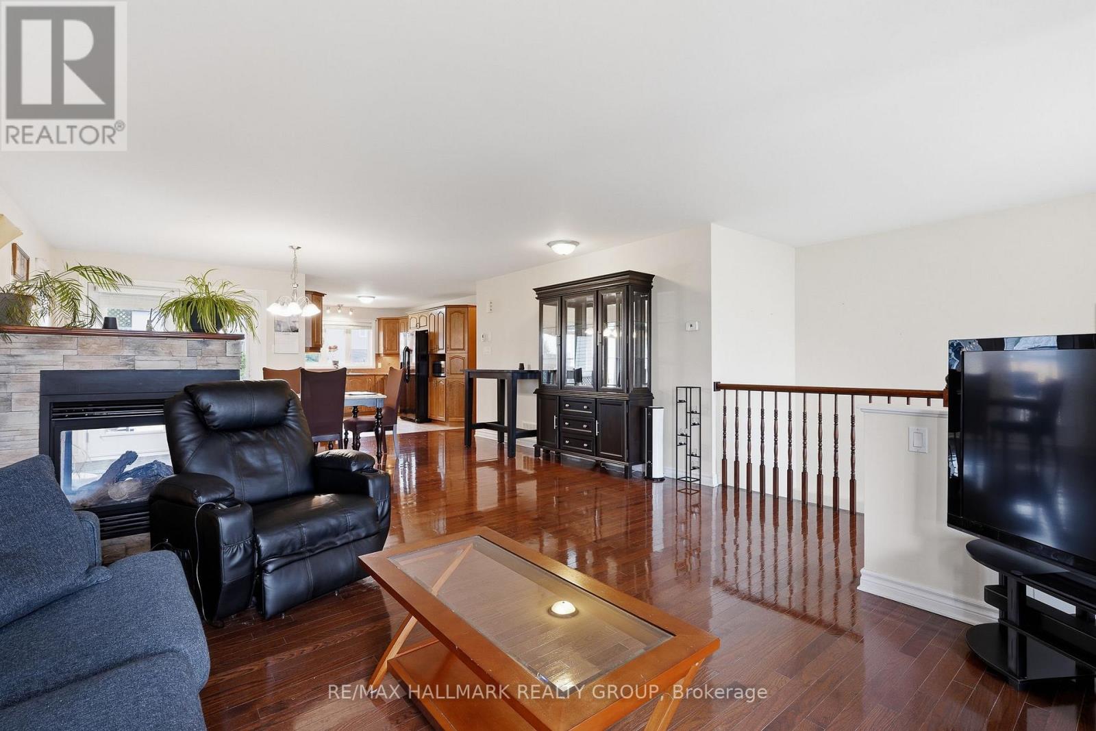127 CASTEL STREET - 8