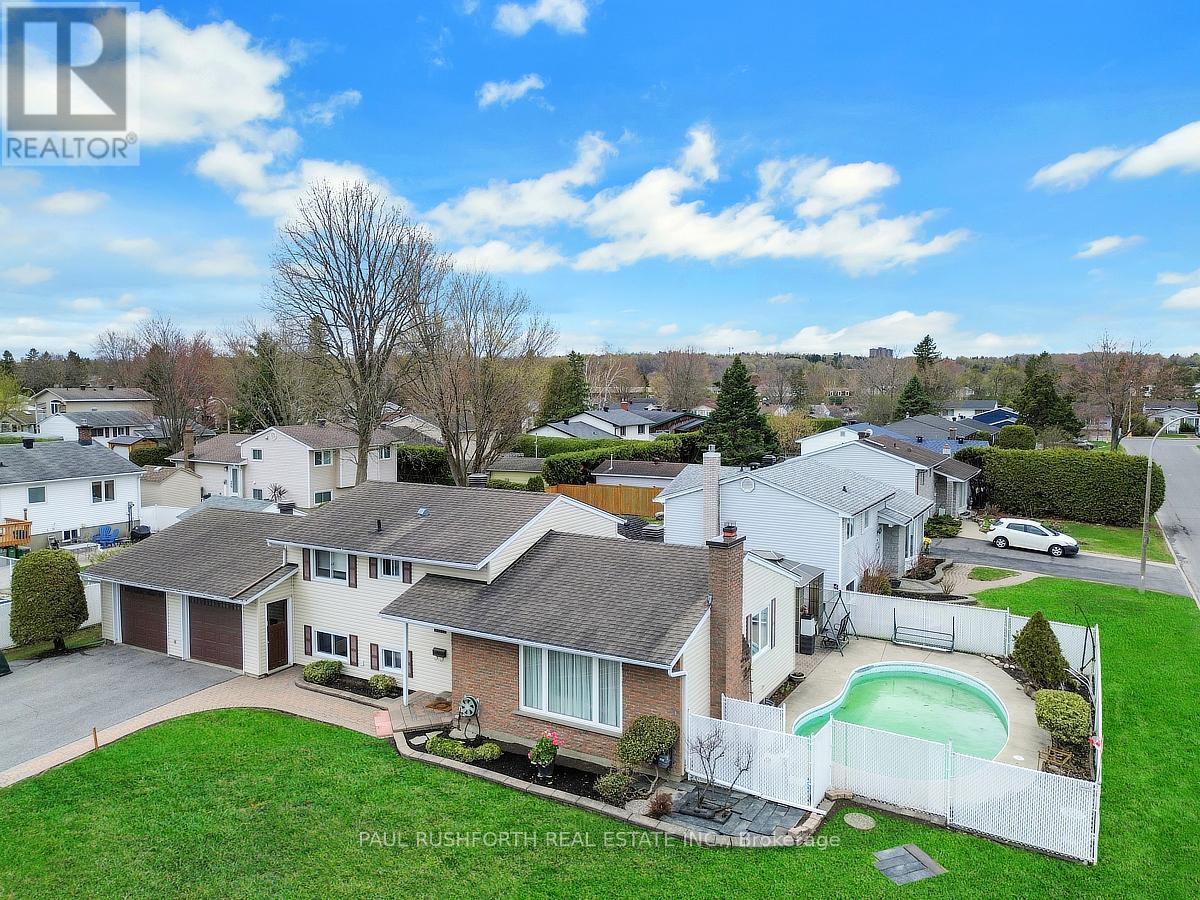 2191 BICKERTON AVENUE - 2