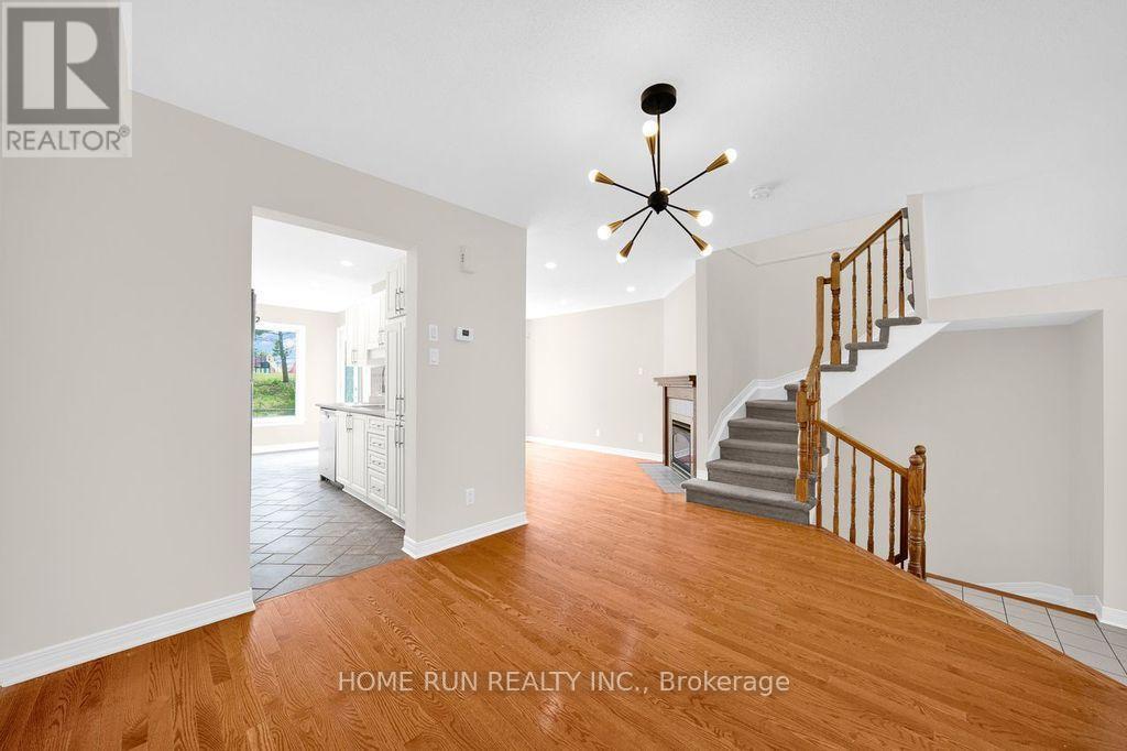 102 KIMBERWICK CRESCENT - 12