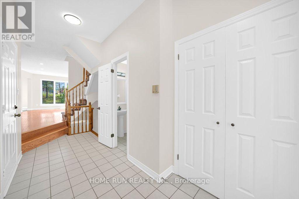 102 KIMBERWICK CRESCENT - 2