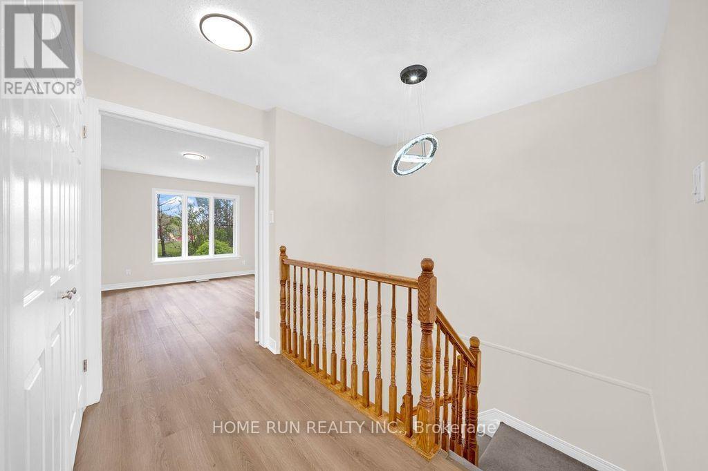 102 KIMBERWICK CRESCENT - 20