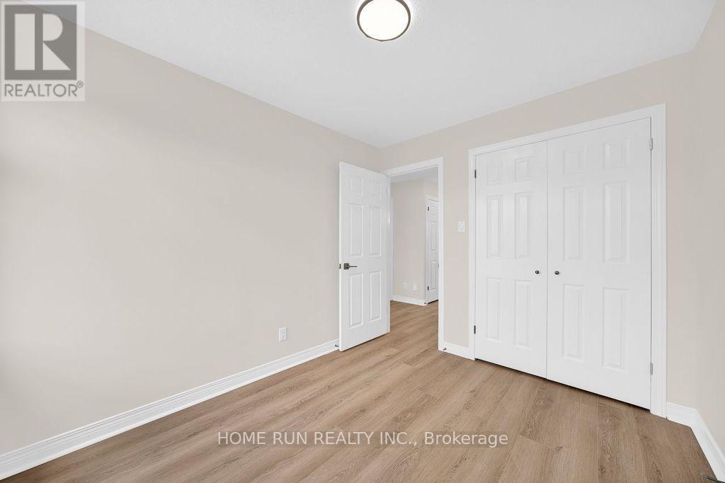 102 KIMBERWICK CRESCENT - 27