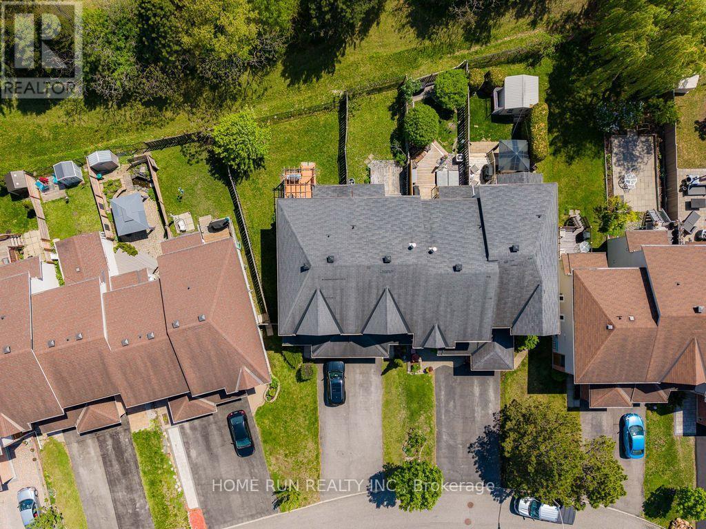 102 KIMBERWICK CRESCENT - 39