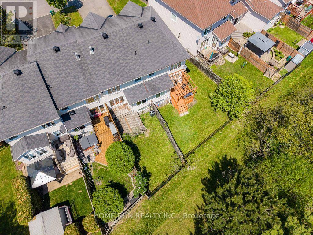 102 KIMBERWICK CRESCENT - 40