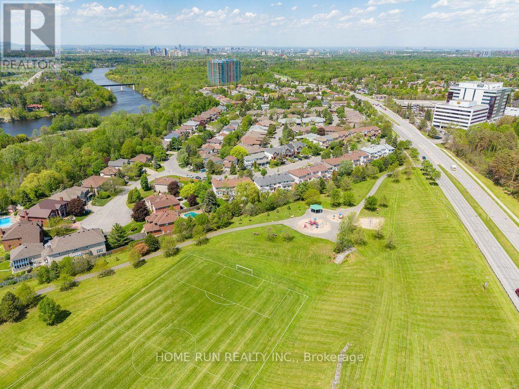 102 KIMBERWICK CRESCENT - 42