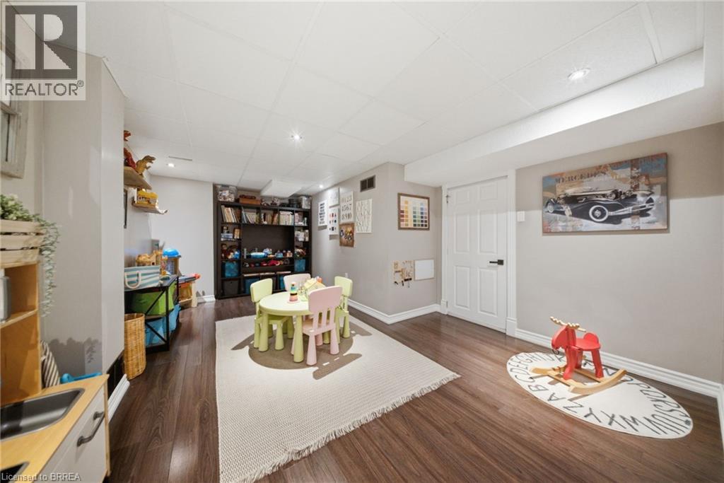75 HUNTER Way - 31