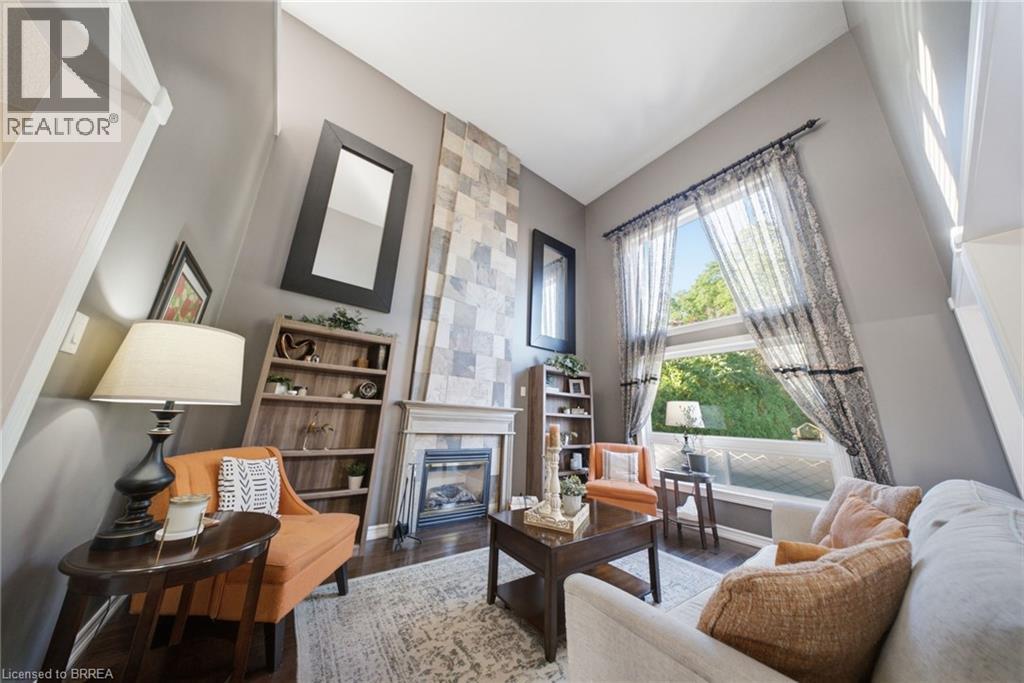75 HUNTER Way - 5