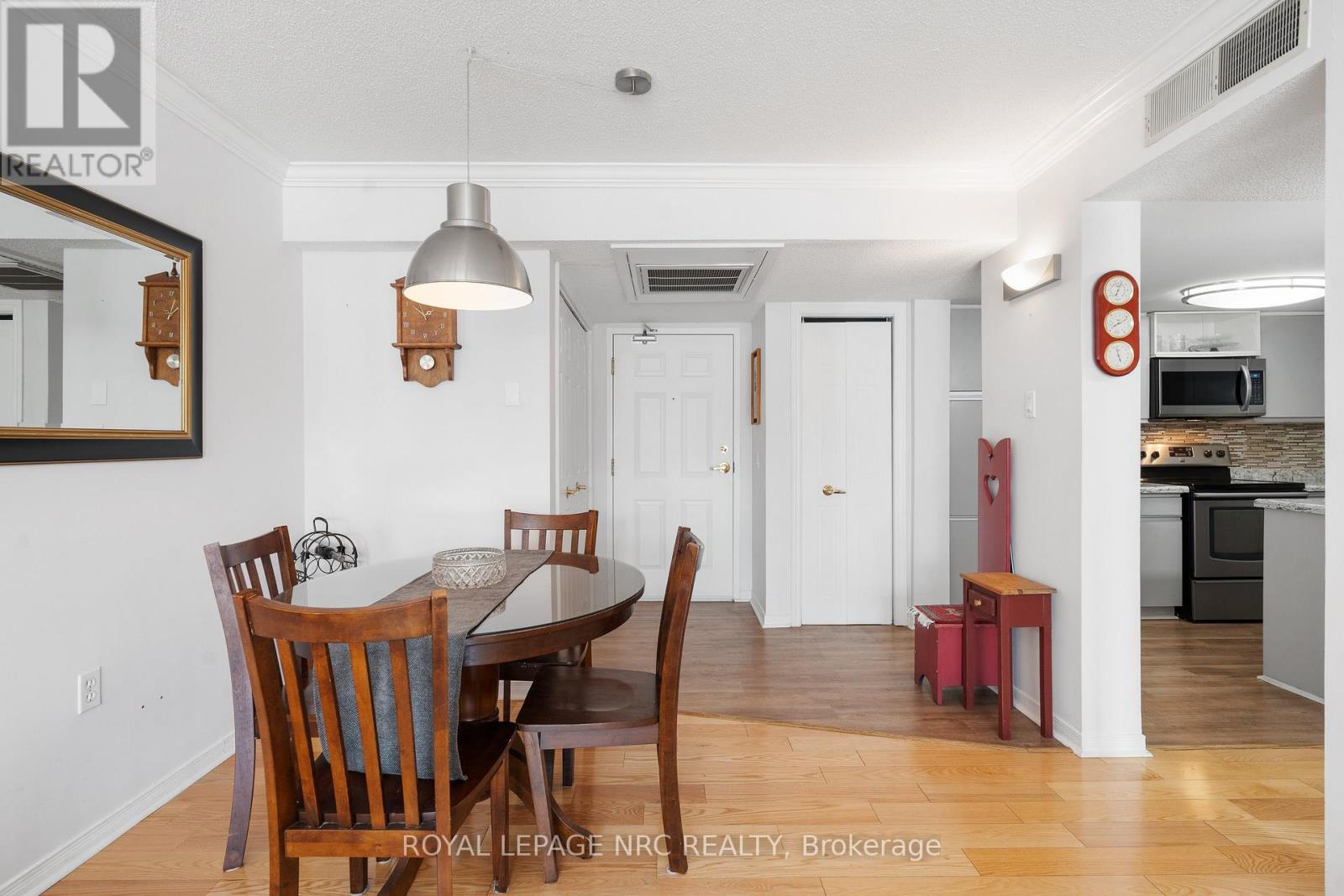 #115 3420 FREDERICK AVENUE - 9
