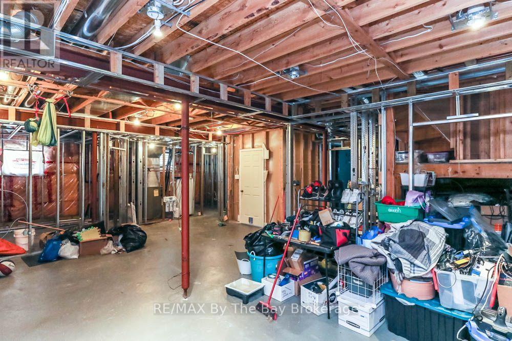 121 ROYAL BEECH DRIVE - 33