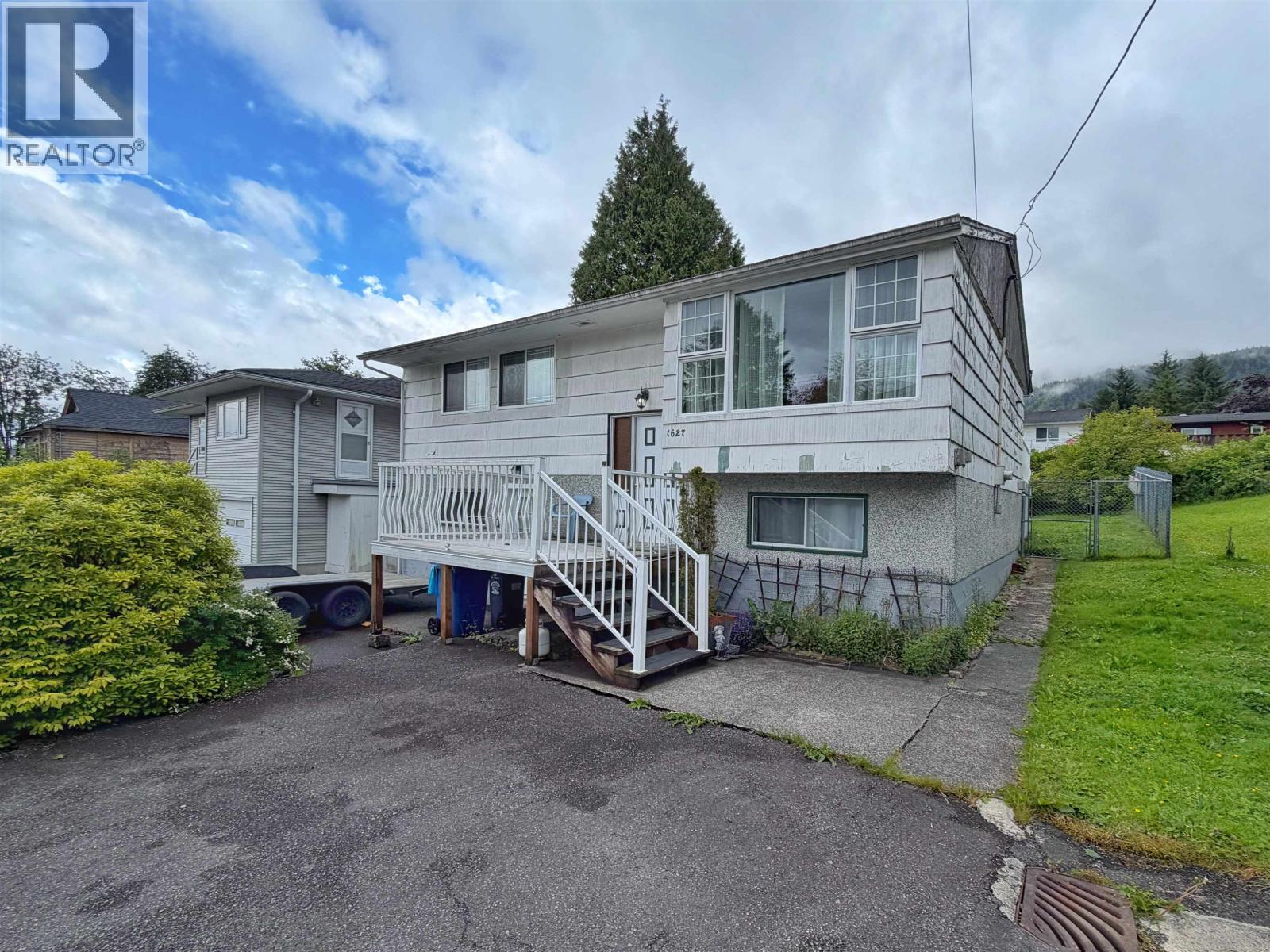 1627 ATLIN AVENUE - 1