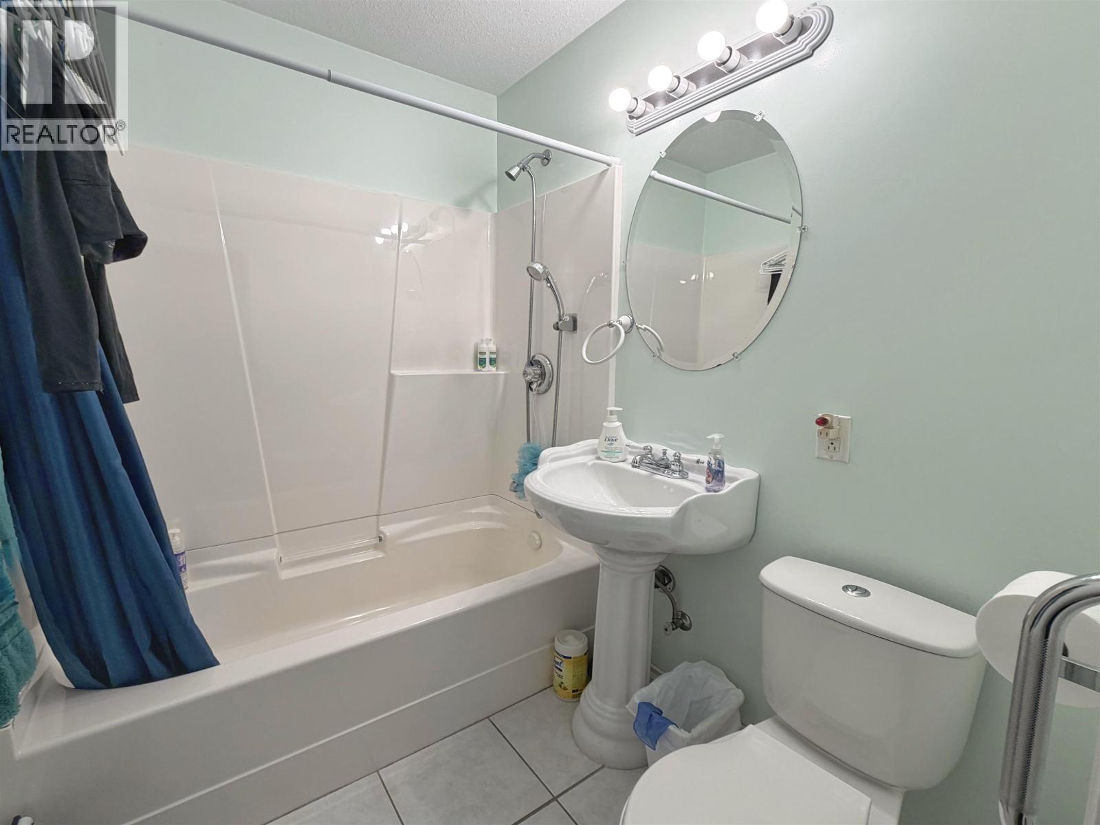 1627 ATLIN AVENUE - 13