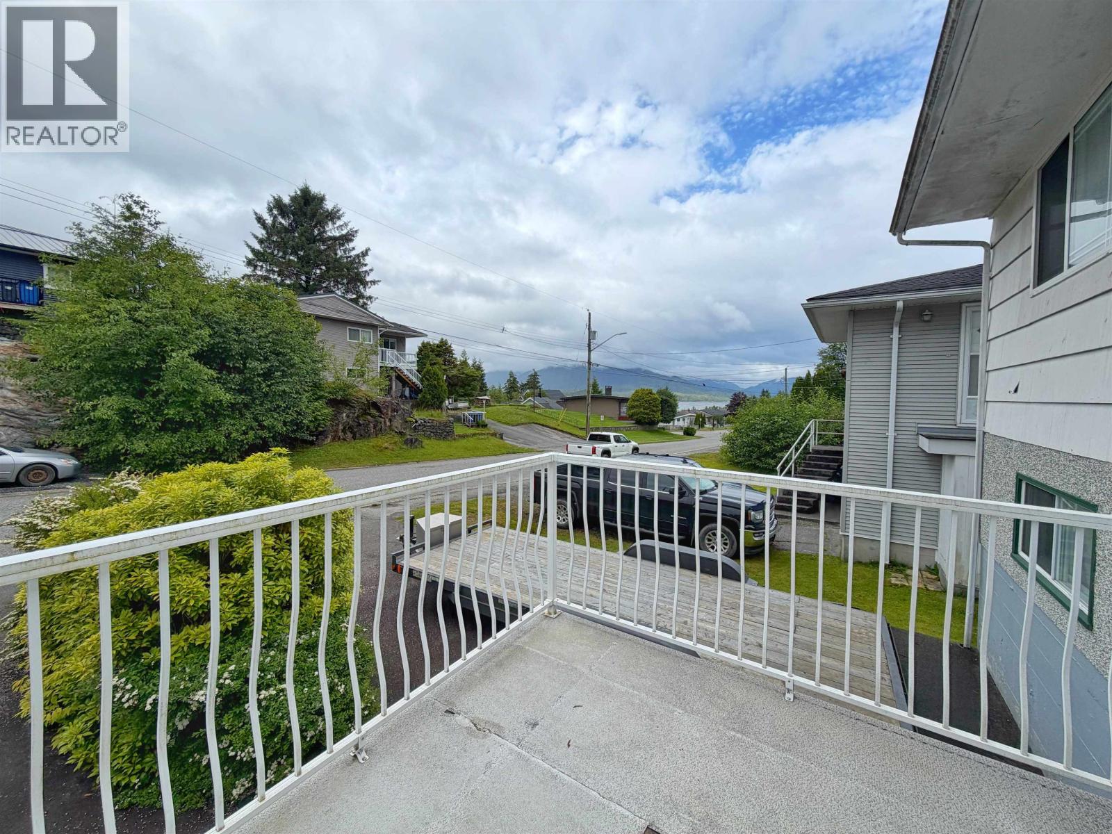 1627 ATLIN AVENUE - 2