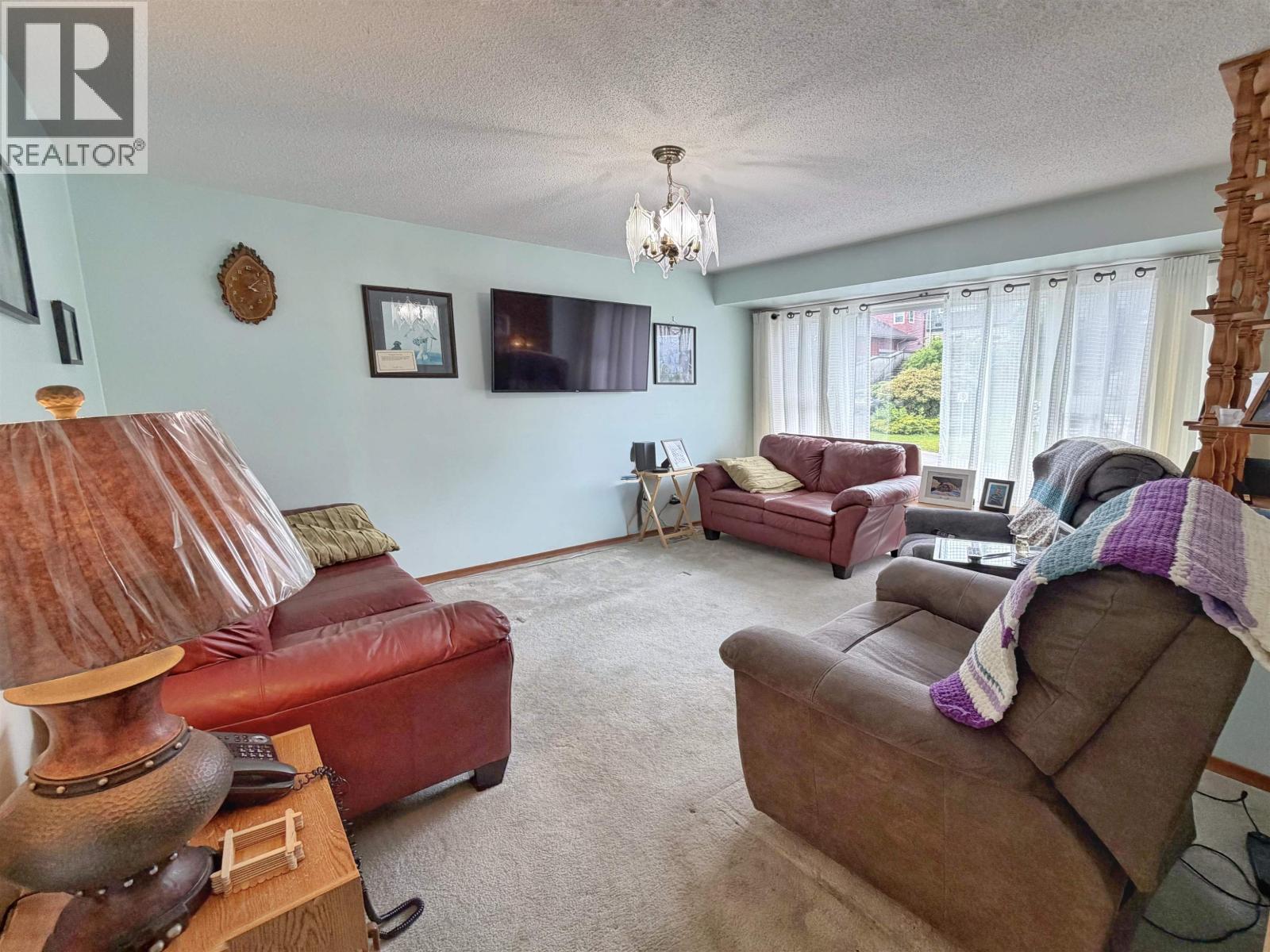 1627 ATLIN AVENUE - 7