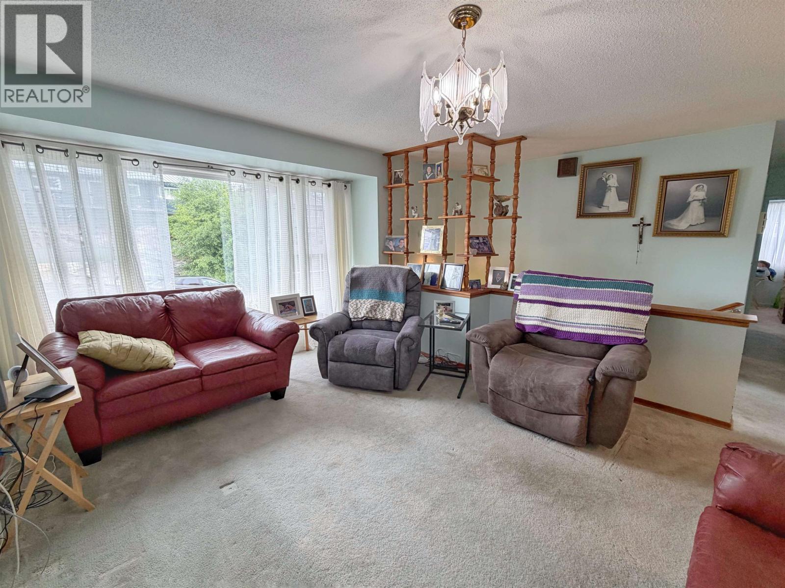 1627 ATLIN AVENUE - 8