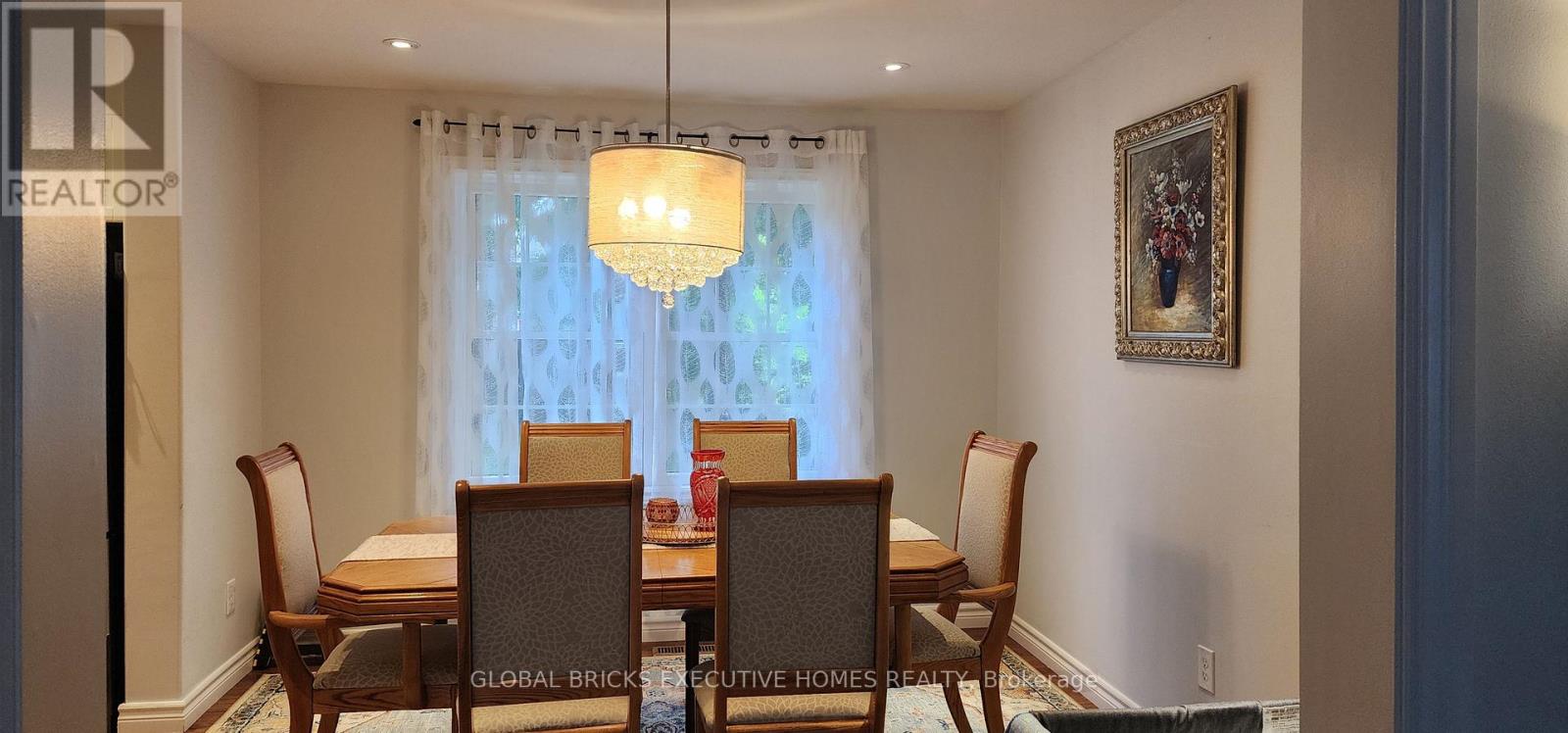 23 WHITEFRIARS DRIVE - 7