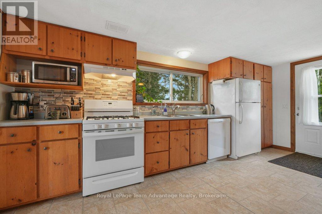 134 JOHNSTON ROAD - 14