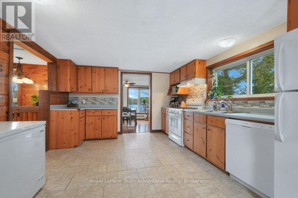 134 JOHNSTON ROAD - 13
