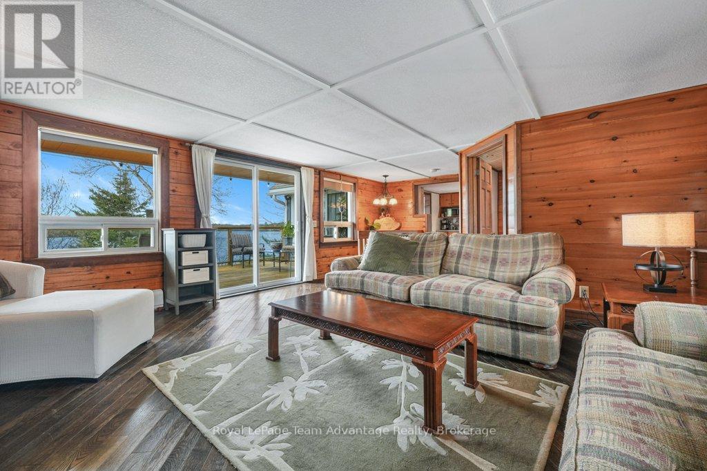 134 JOHNSTON ROAD - 18