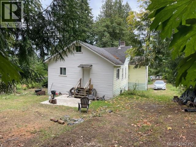220 Fulford-Ganges Rd - Image 7
