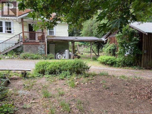 220 Fulford-Ganges Rd - 8