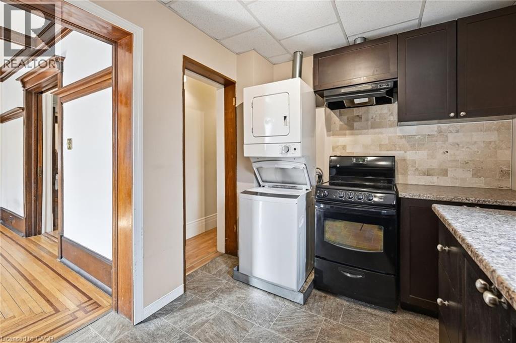 81 CARRICK Avenue - 15