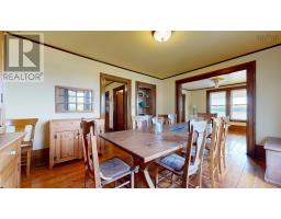 9114 3 Highway, 997 Main St Mahone Bay, Maders Cove, NS B0J2E0 Photo 20