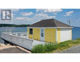 9114 3 Highway, 997 Main St Mahone Bay, Maders Cove, NS B0J2E0 Photo 31