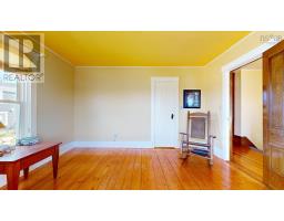 9114 3 Highway, 997 Main St Mahone Bay, Maders Cove, NS B0J2E0 Photo 27