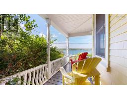 9114 3 Highway, 997 Main St Mahone Bay, Maders Cove, NS B0J2E0 Photo 42